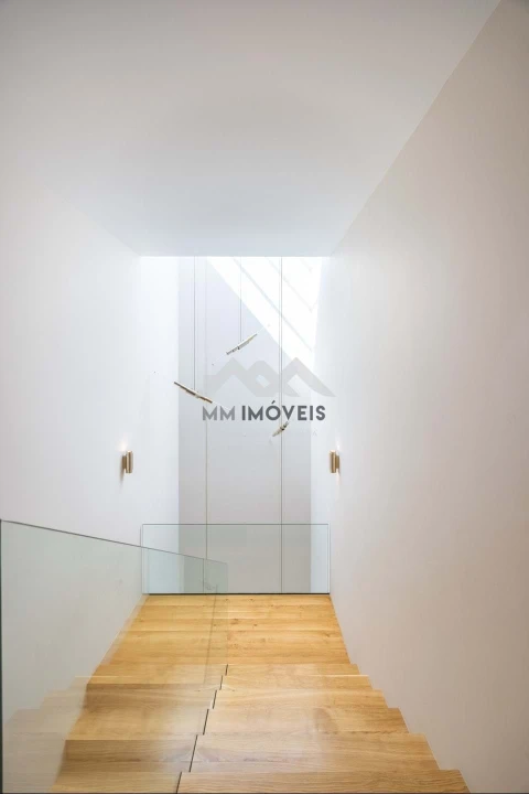 Moradia T5 para Venda em Rio Tinto