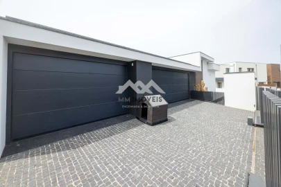 Moradia T5 para Venda em Rio Tinto