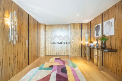 Moradia T5 para Venda em Rio Tinto