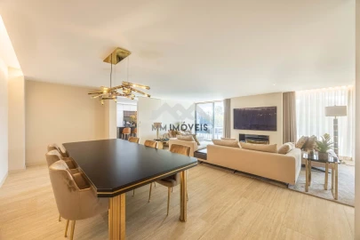 Moradia T5 para Venda em Rio Tinto