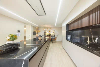 Moradia T5 para Venda em Rio Tinto