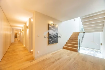 Moradia T5 para Venda em Rio Tinto