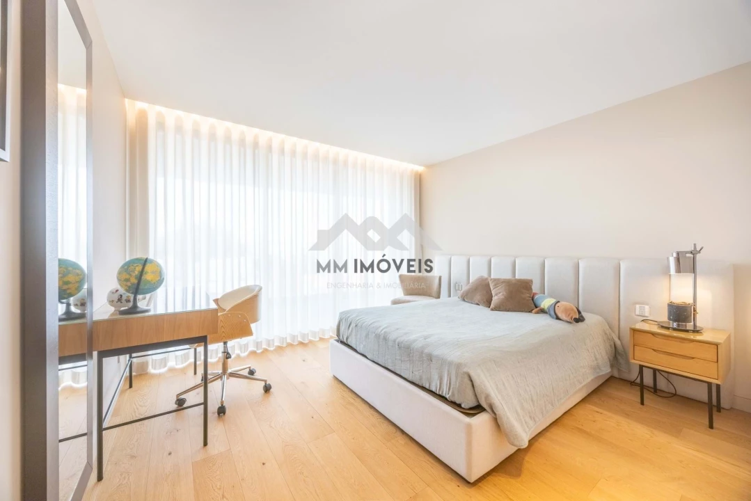 Moradia T5 para Venda em Rio Tinto Foto 57