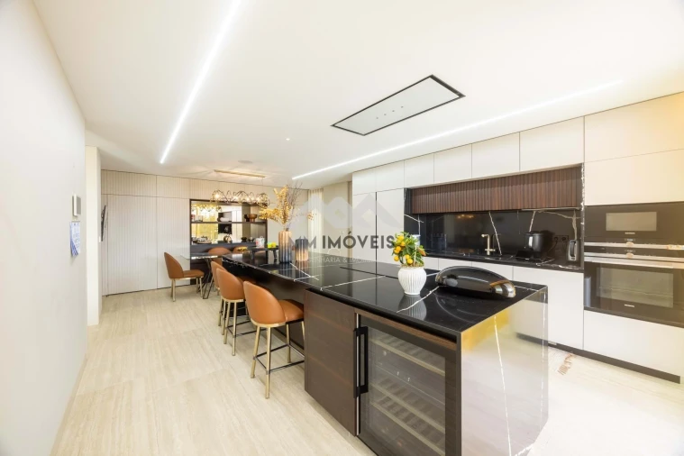 Moradia T5 para Venda em Rio Tinto Foto 29