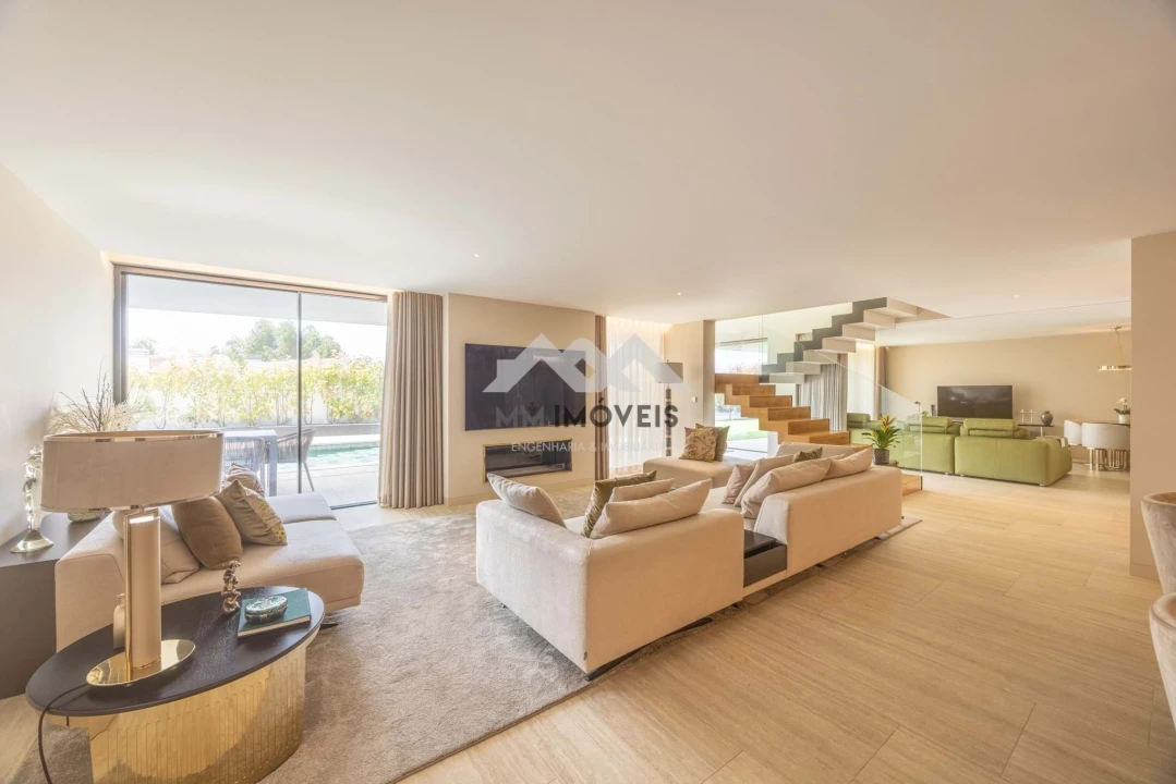 Moradia T5 para Venda em Rio Tinto Foto 25