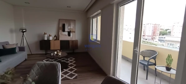 Apartamento T3 para Venda em Benfica