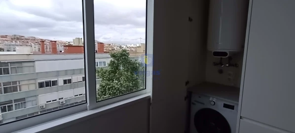 Apartamento T3 para Venda em Benfica