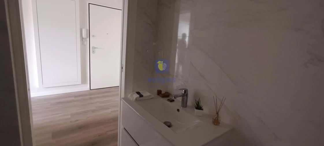 Apartamento T3 para Venda em Benfica Foto 42