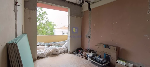 Apartamento T3 para Venda em Benfica