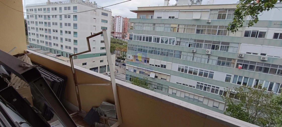 Apartamento T3 para Venda em Benfica Foto 54