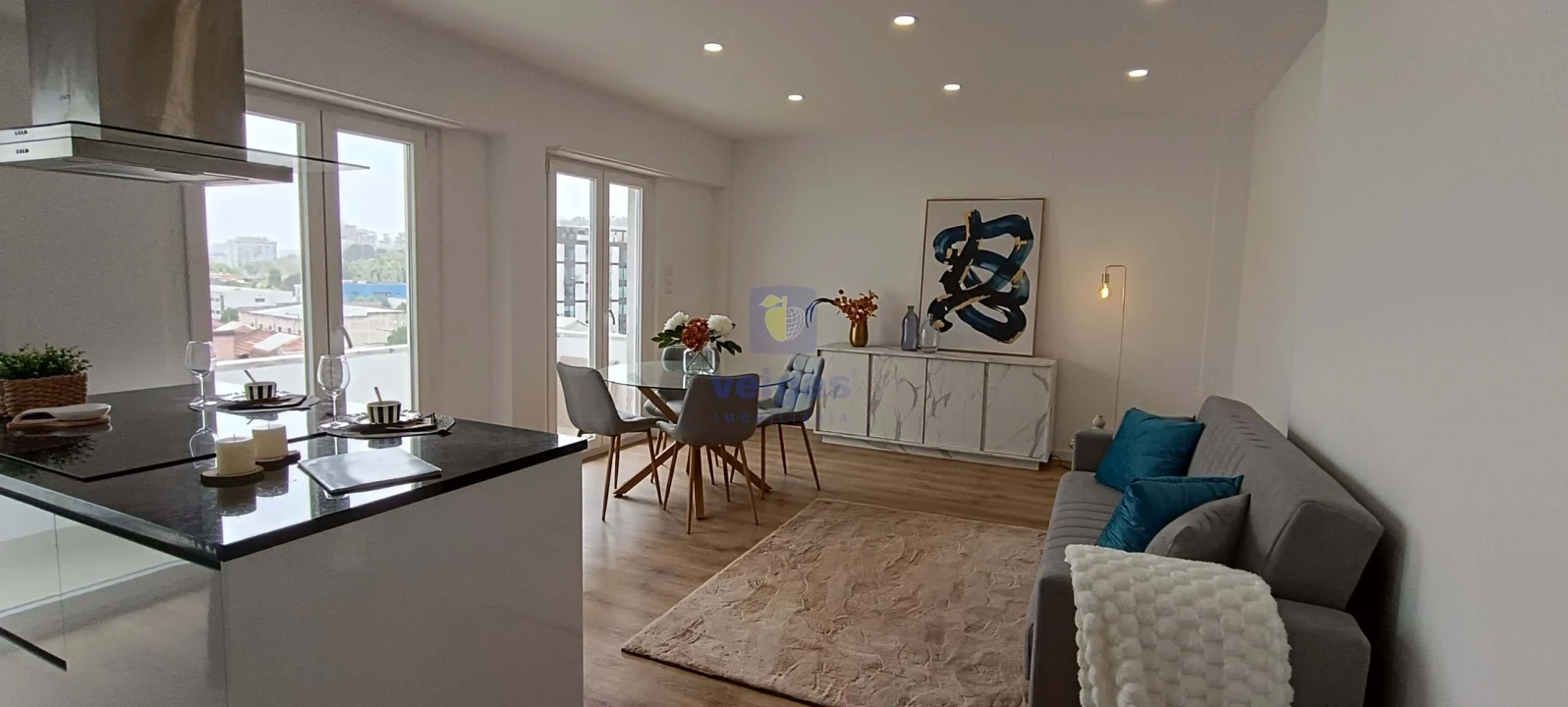 Apartamento T3 para Venda em Benfica Foto 1