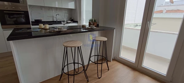 Apartamento T3 para Venda em Benfica