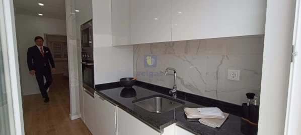 Apartamento T3 para Venda em Benfica