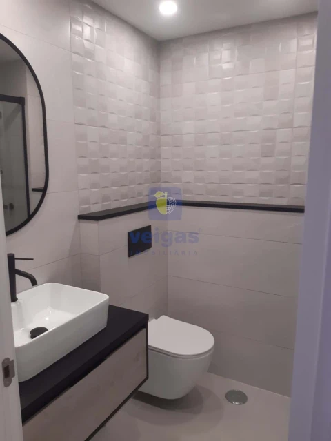 Apartamento T2 para Venda em Venteira