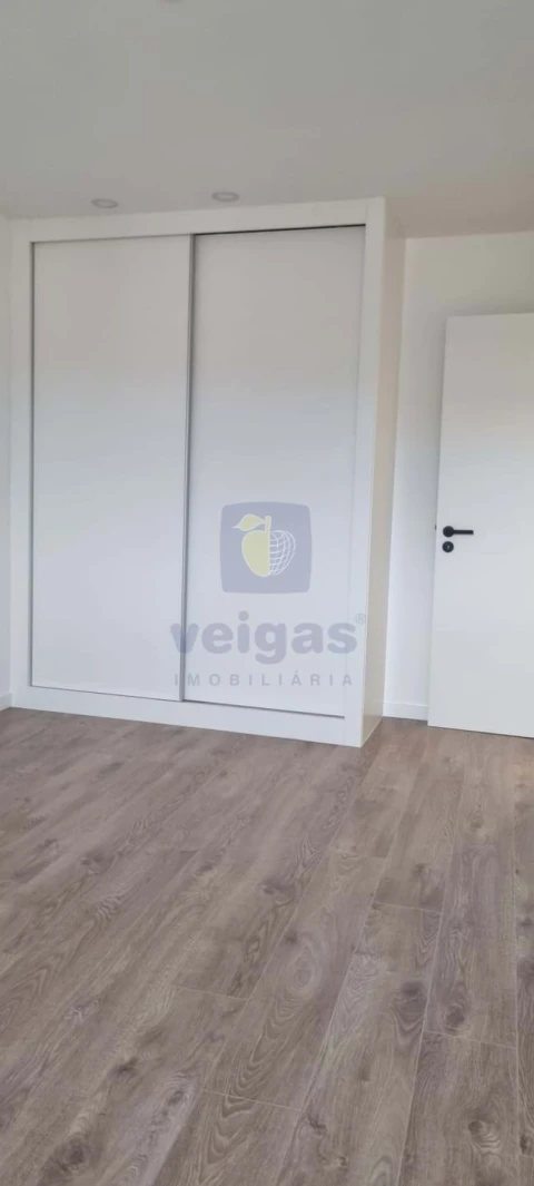 Apartamento T2 para Venda em Venteira