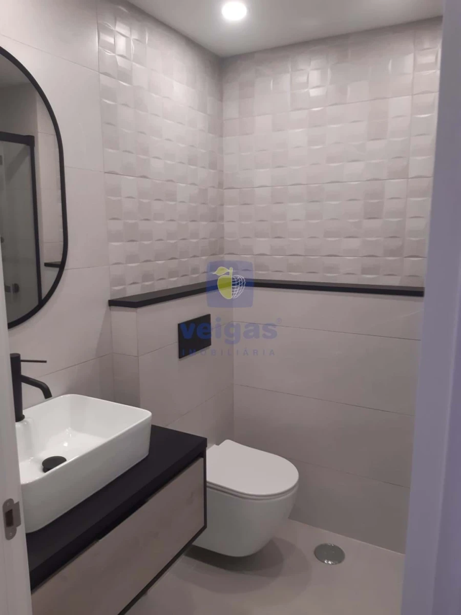 Apartamento T2 para Venda em Venteira Foto 15