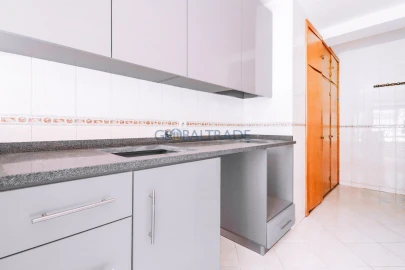 Apartamento T1 para Venda em Fânzeres e São Pedro da Cova