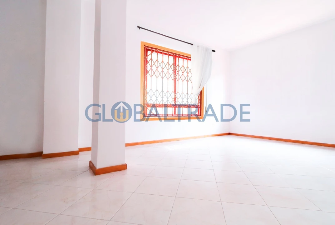 Apartamento T1 para Venda em Fânzeres e São Pedro da Cova Foto 18