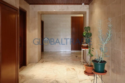 Apartamento T2 para Venda em Serzedo e Perosinho