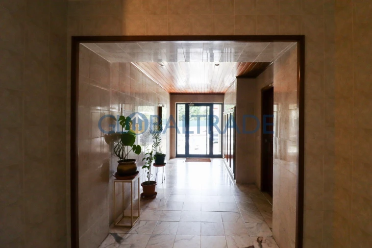 Apartamento T2 para Venda em Serzedo e Perosinho Foto 5