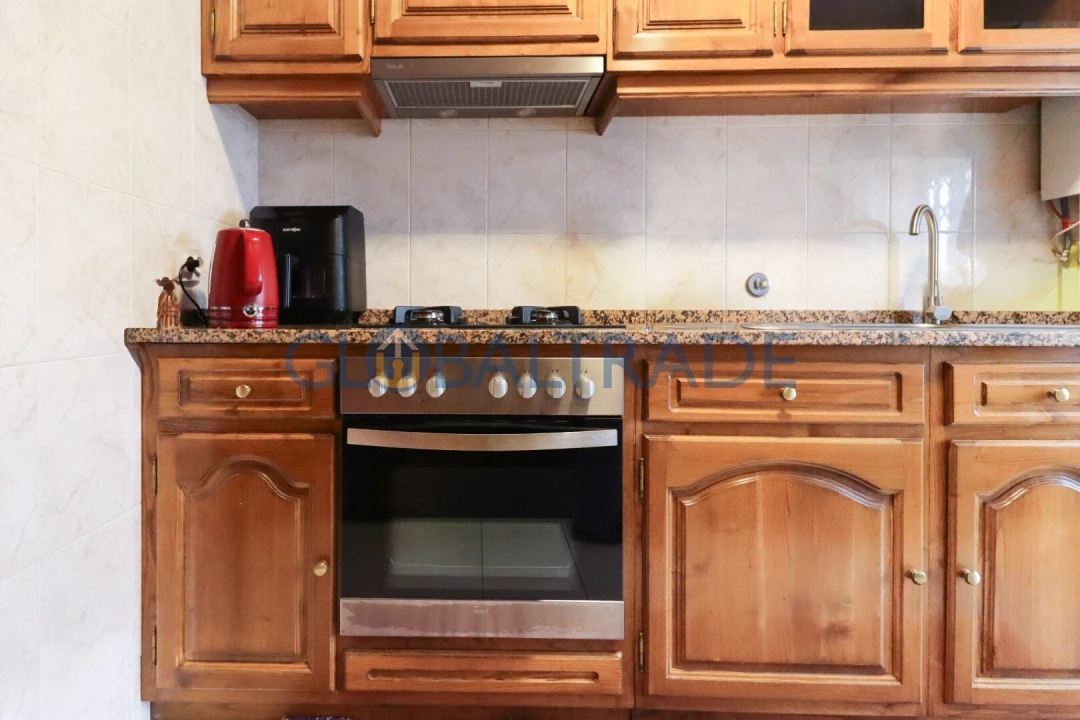 Apartamento T2 para Venda em Serzedo e Perosinho Foto 18