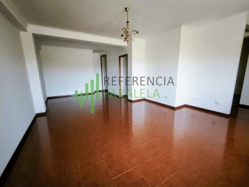 Apartamento T2 para Venda em Póvoa de Varzim, Beiriz e Argivai