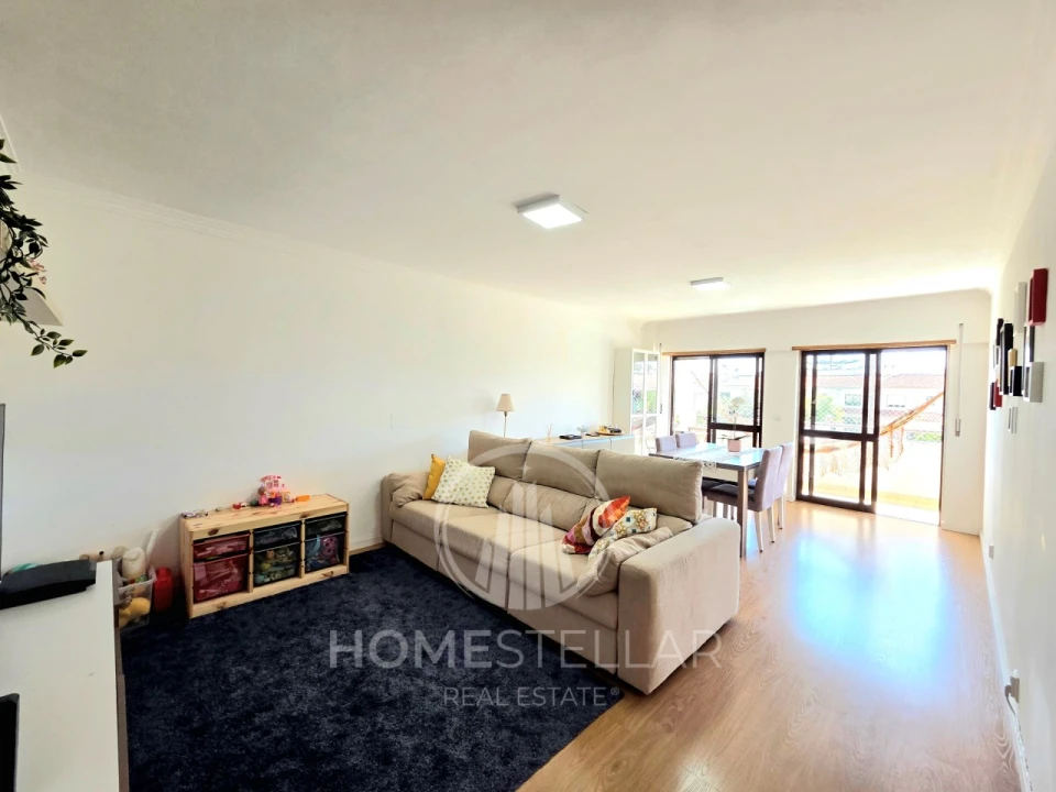 Apartamento T2 para Venda em Barreiro e Lavradio Foto 1