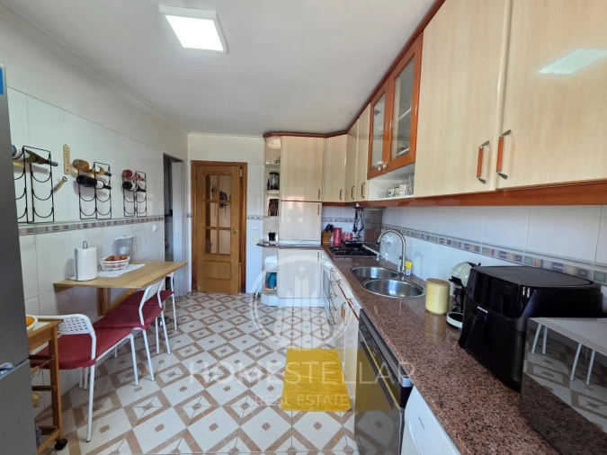 Apartamento T2 para Venda em Barreiro e Lavradio Foto 14
