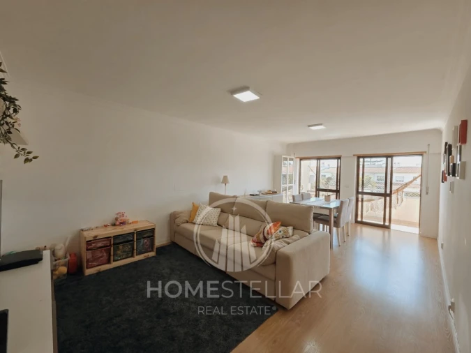 Apartamento T2 para Venda em Barreiro e Lavradio Foto 2