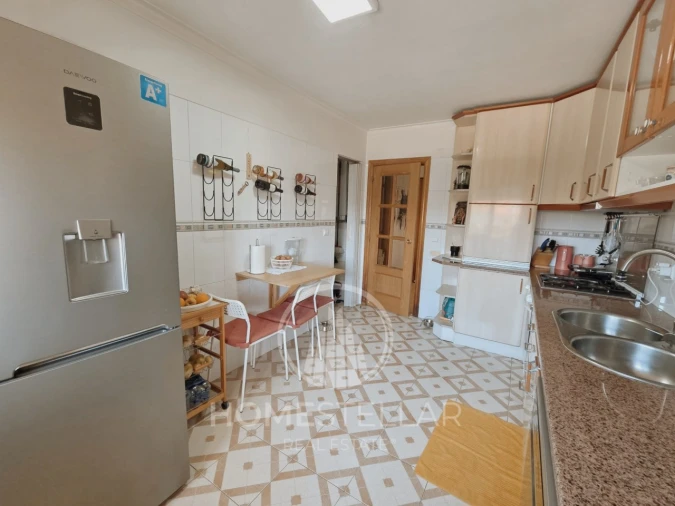 Apartamento T2 para Venda em Barreiro e Lavradio Foto 14