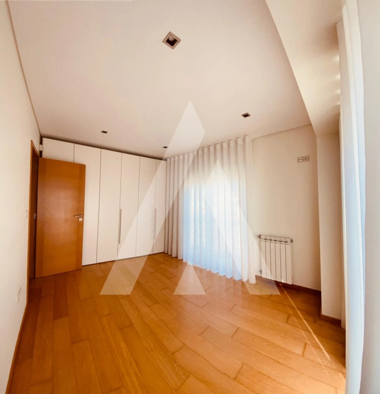 Moradia T4 para Venda em Aradas Foto 7