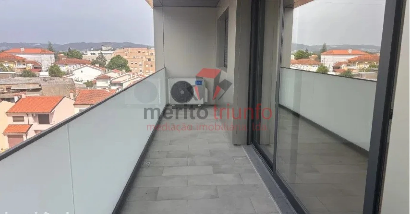 Apartamento T1 para Venda em Vila Nova de Famalicão e Calendário Foto 11