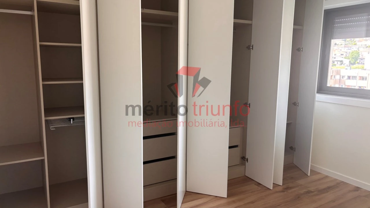 Apartamento T1 para Venda em Vila Nova de Famalicão e Calendário Foto 12