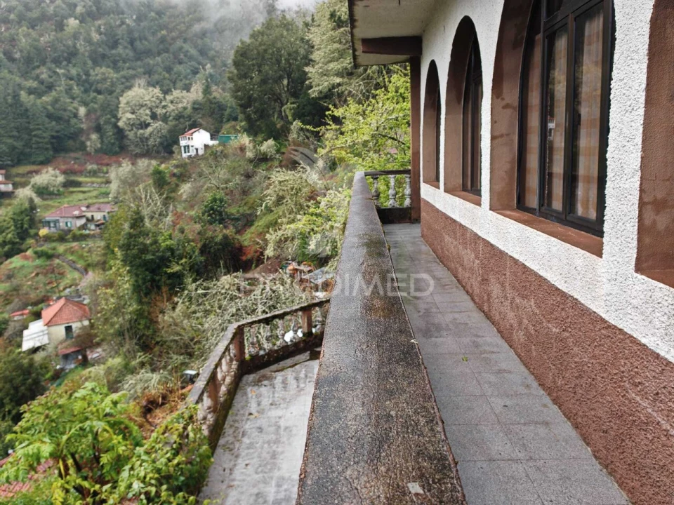 Moradia T4 para Venda em São Roque do Faial Foto 30