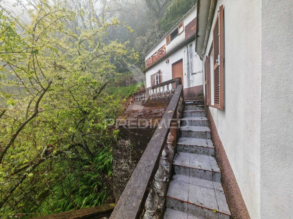 Moradia T4 para Venda em São Roque do Faial Foto 29