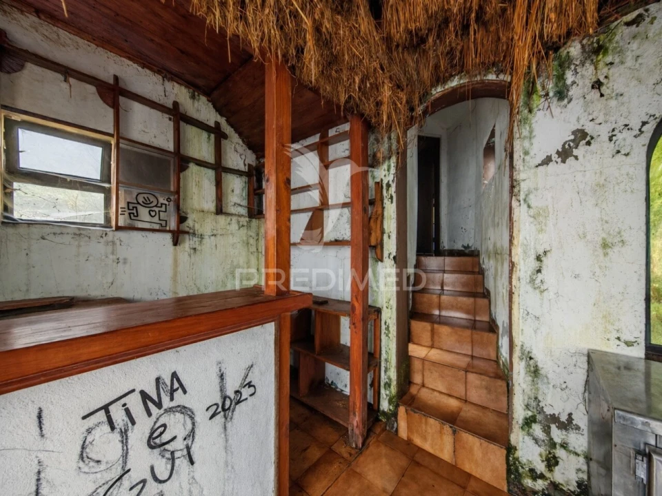 Moradia T4 para Venda em São Roque do Faial Foto 33