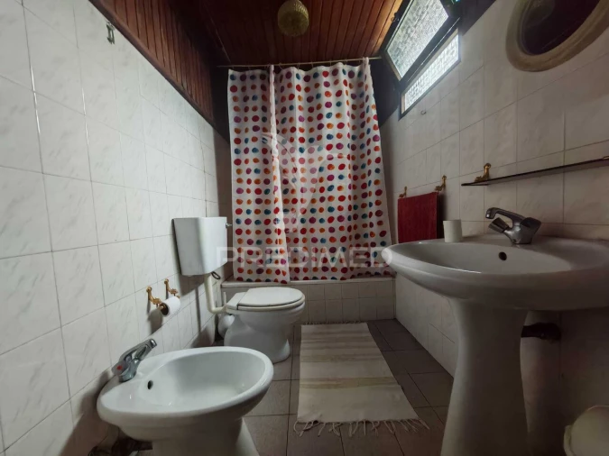 Moradia T4 para Venda em São Roque do Faial Foto 26