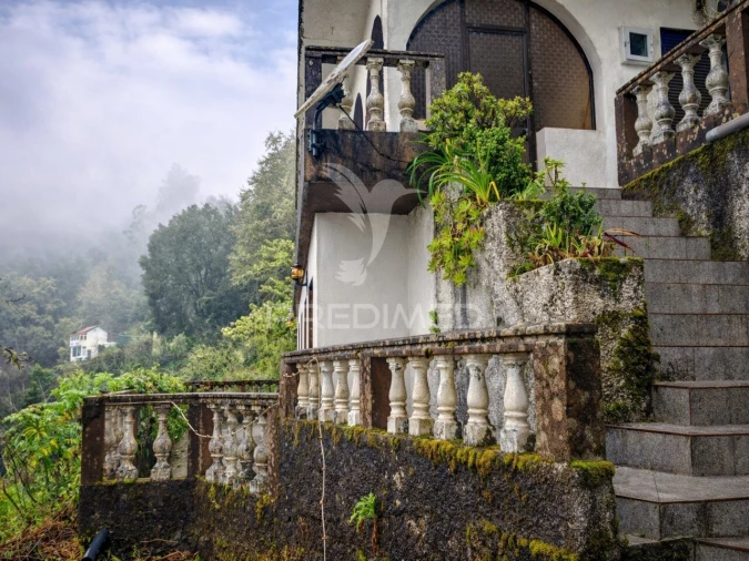 Moradia T4 para Venda em São Roque do Faial Foto 2