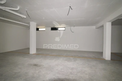 Apartamento T1 para Venda em Charneca de Caparica e Sobreda