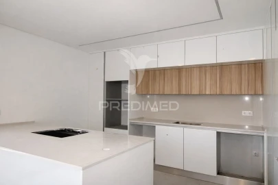 Apartamento T1 para Venda em Charneca de Caparica e Sobreda