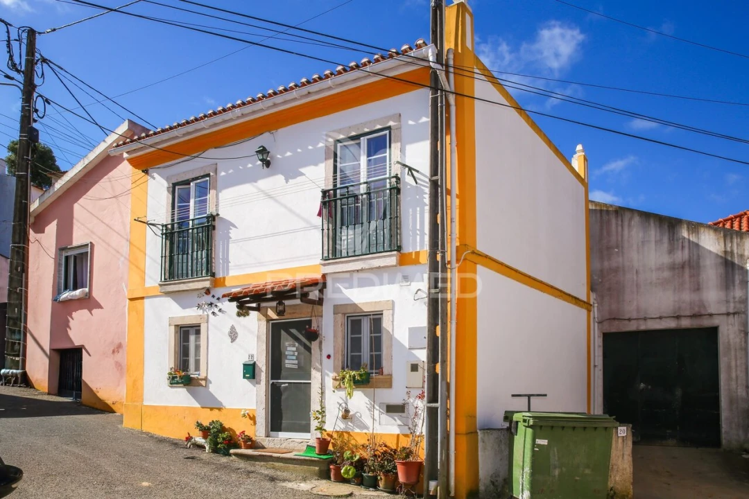 Moradia T2 para Venda em Ribafria e Pereiro de Palhacana Foto 2