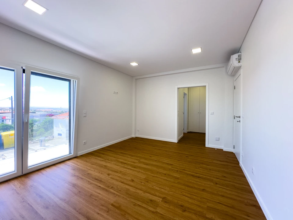 Moradia T4 para Venda em Ericeira Foto 14