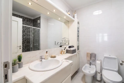 Apartamento T2 para Venda em Mafamude e Vilar do Paraíso