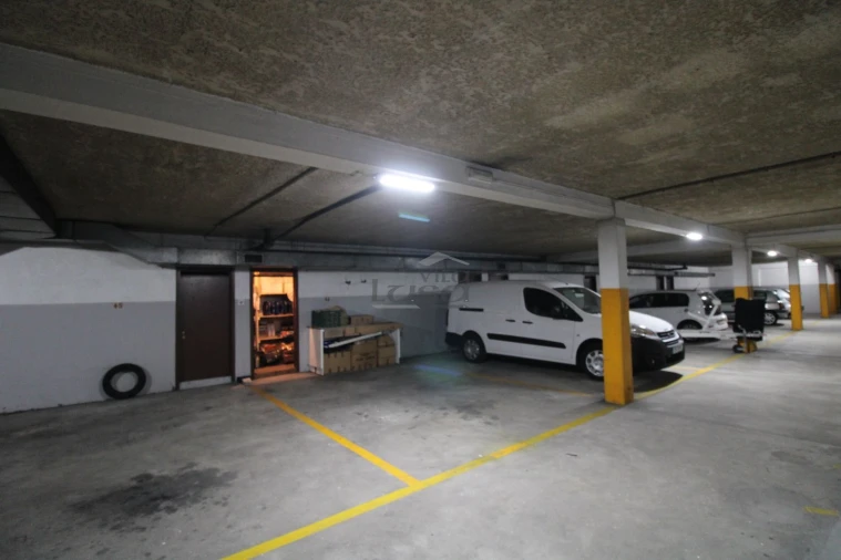 Apartamento T2 para Venda em Mafamude e Vilar do Paraíso Foto 14