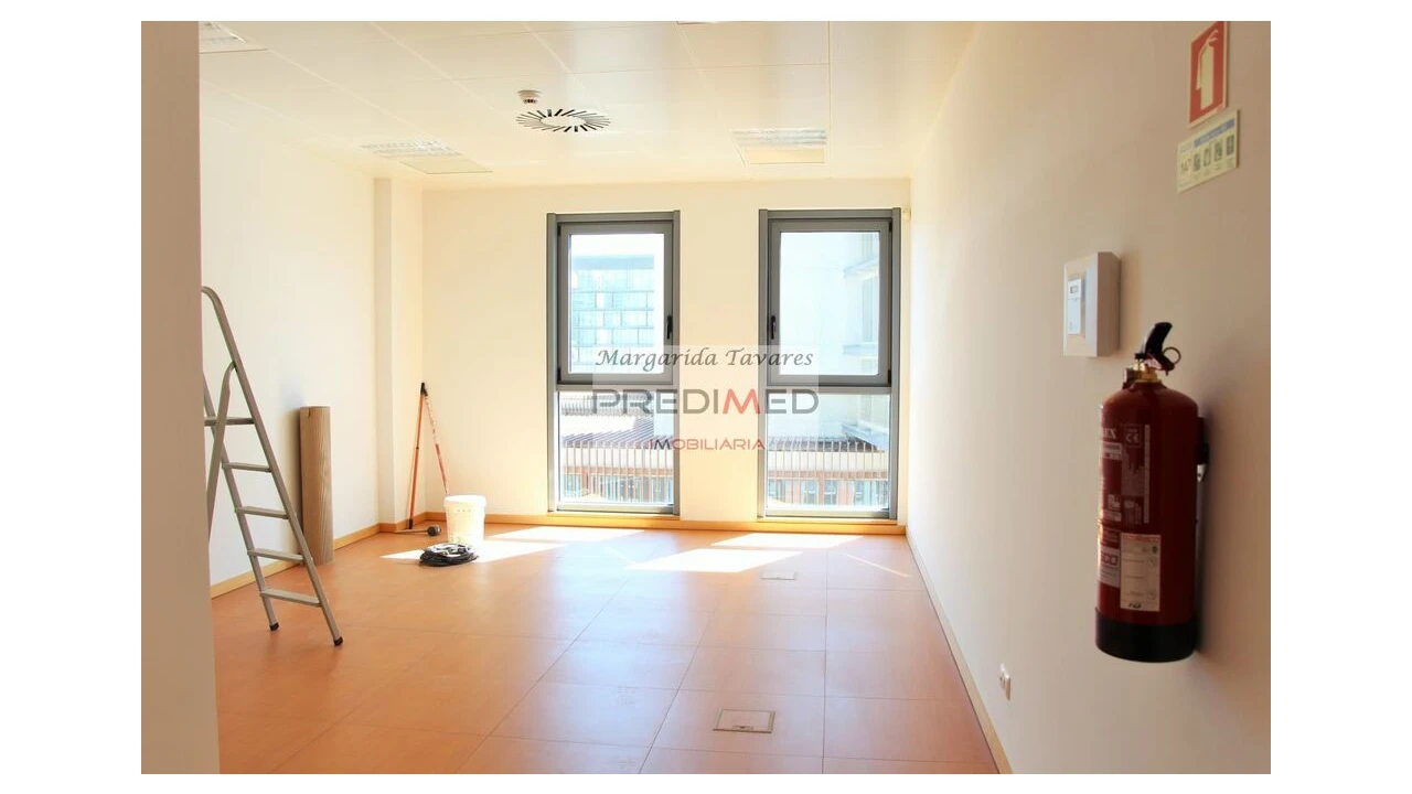 Escritório para Venda em Olivais Foto 2