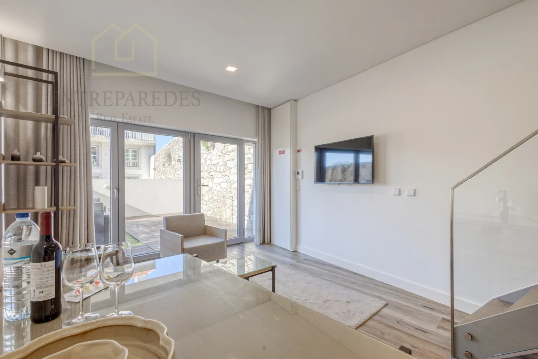 Moradia T2 para Venda em Santa Marinha e São Pedro da Afurada Foto 1