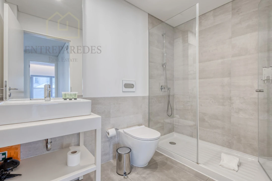 Moradia T2 para Venda em Santa Marinha e São Pedro da Afurada Foto 12