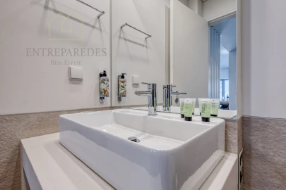 Moradia T2 para Venda em Santa Marinha e São Pedro da Afurada