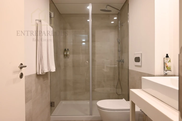 Apartamento T1 para Venda em Santa Marinha e São Pedro da Afurada Foto 26