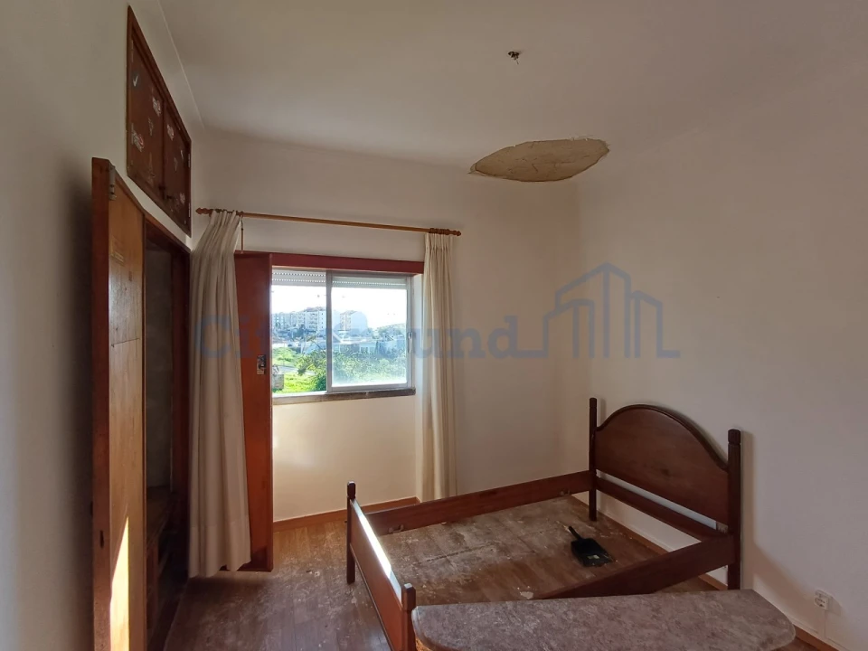 Moradia T4 para Venda em Leiria, Pousos, Barreira e Cortes Foto 5